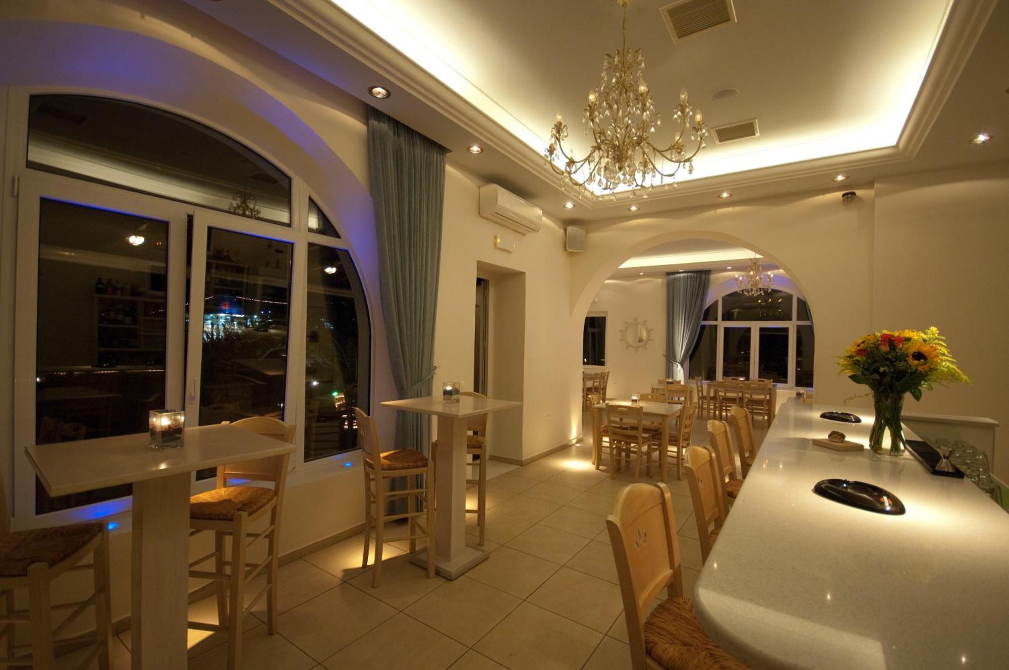 Makis Place Турлос Екстериор снимка